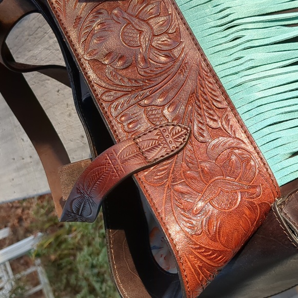 NWT Ariat Purse Claire Western Fringe Concealed Carry Brown Leather A770… - Picture 11 of 16